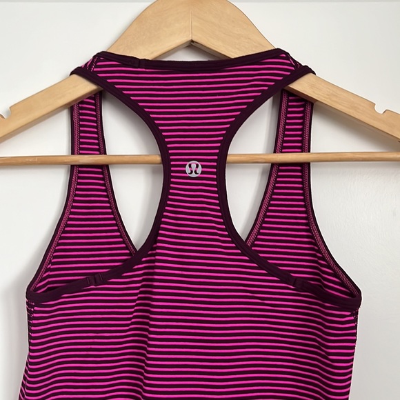 Lululemon Tank - Picture 4 of 5